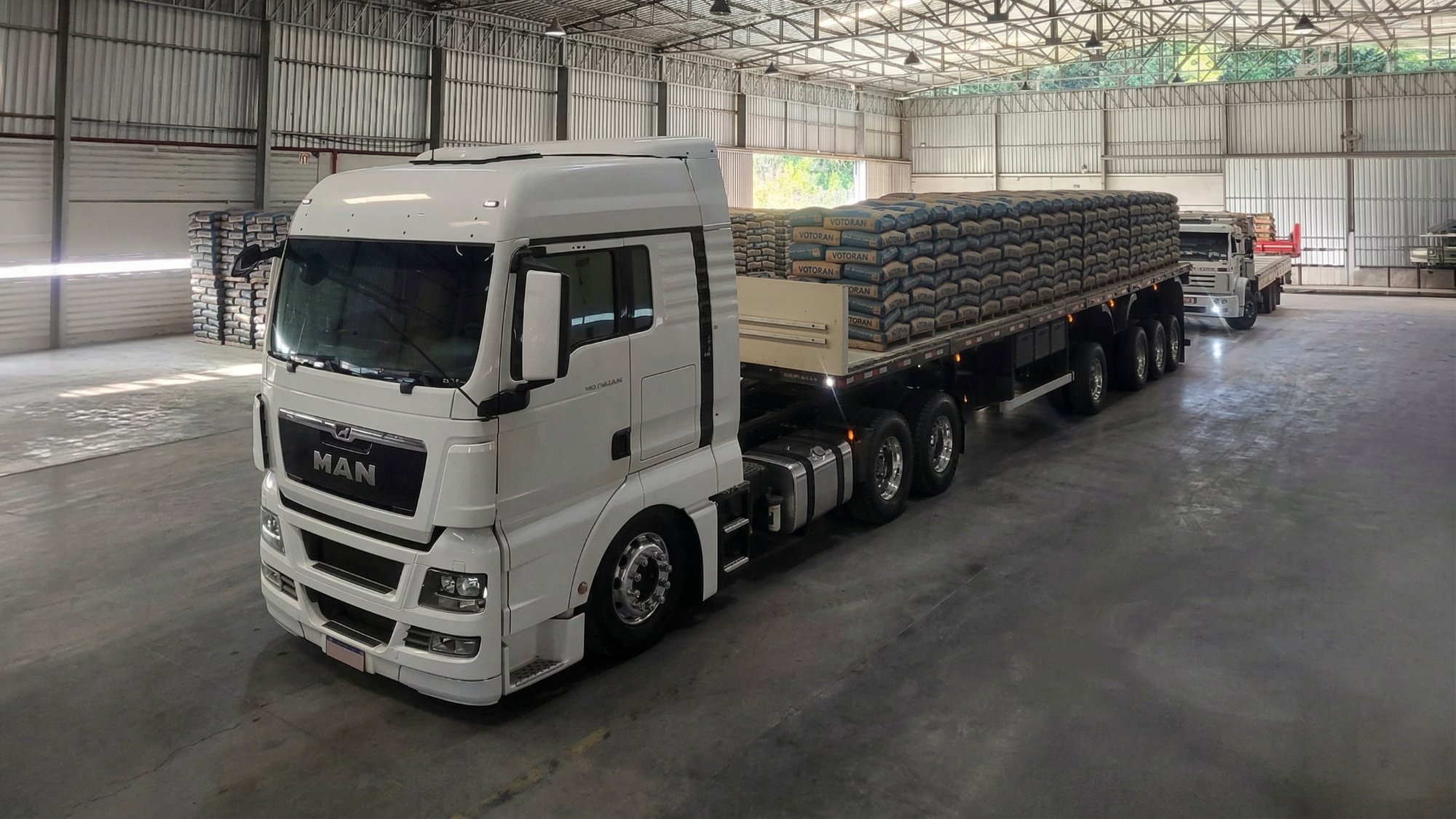Carreta Sider MAN branco